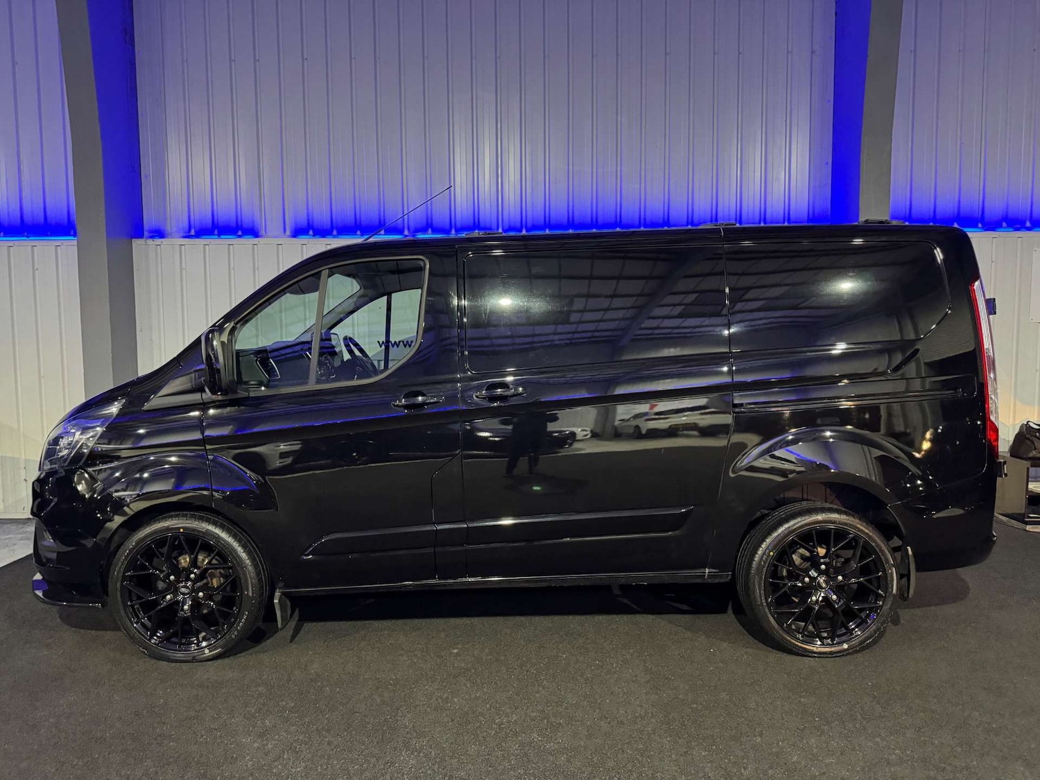 Used Ford Transit Custom 2022 for sale - 77205132: Photo 11