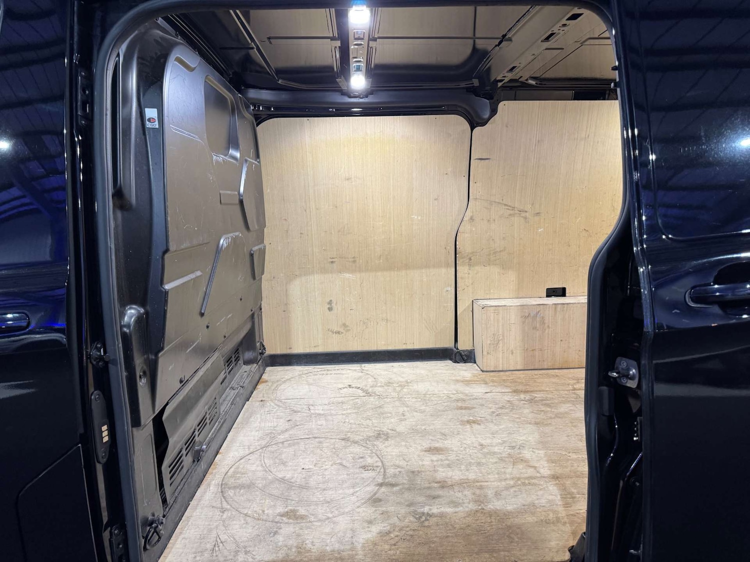 Used Ford Transit Custom 2022 for sale - 77205132: Photo 32