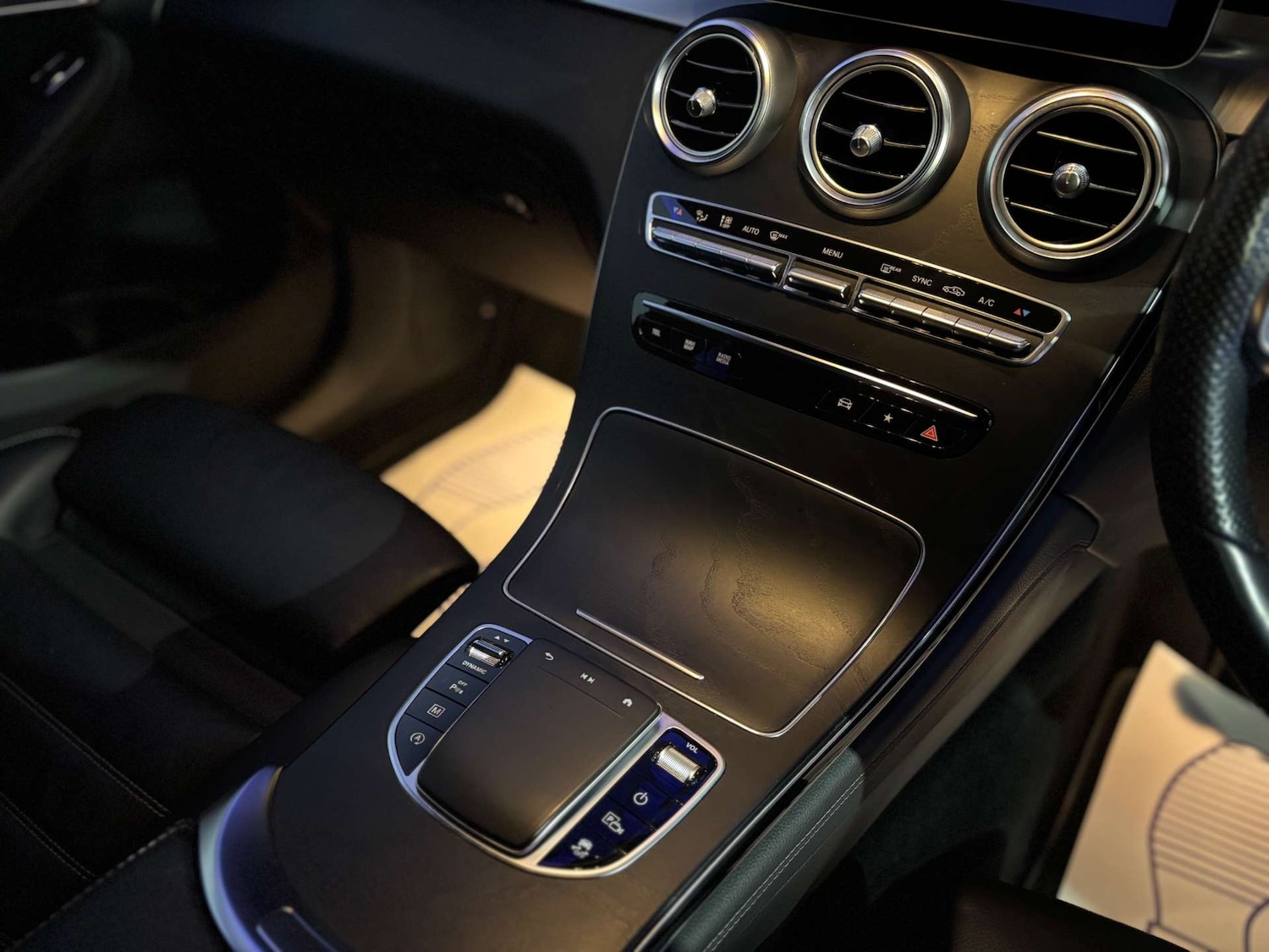 Used Mercedes-Benz GLC 2019 for sale - 76602151: Photo 60