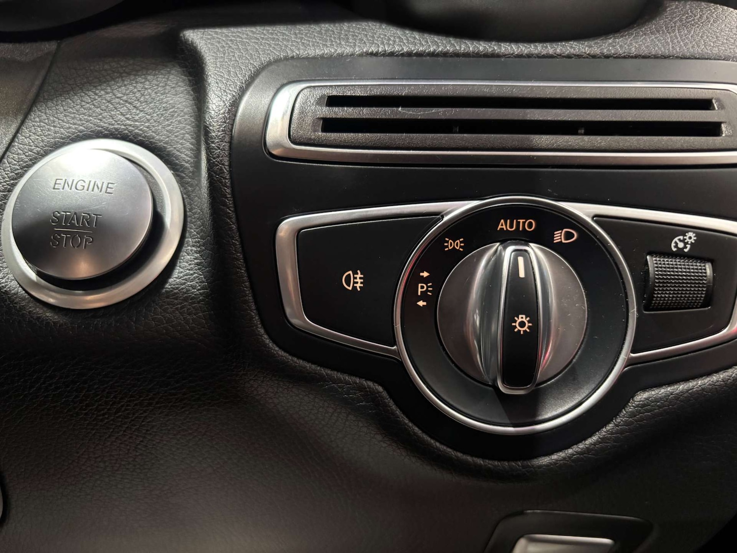 Used Mercedes-Benz C Class 2017 for sale - 76601161: Photo 68