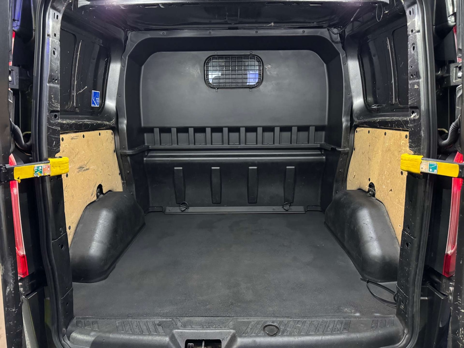 Used Ford Transit Custom 2020 for sale - 76884360: Photo 19