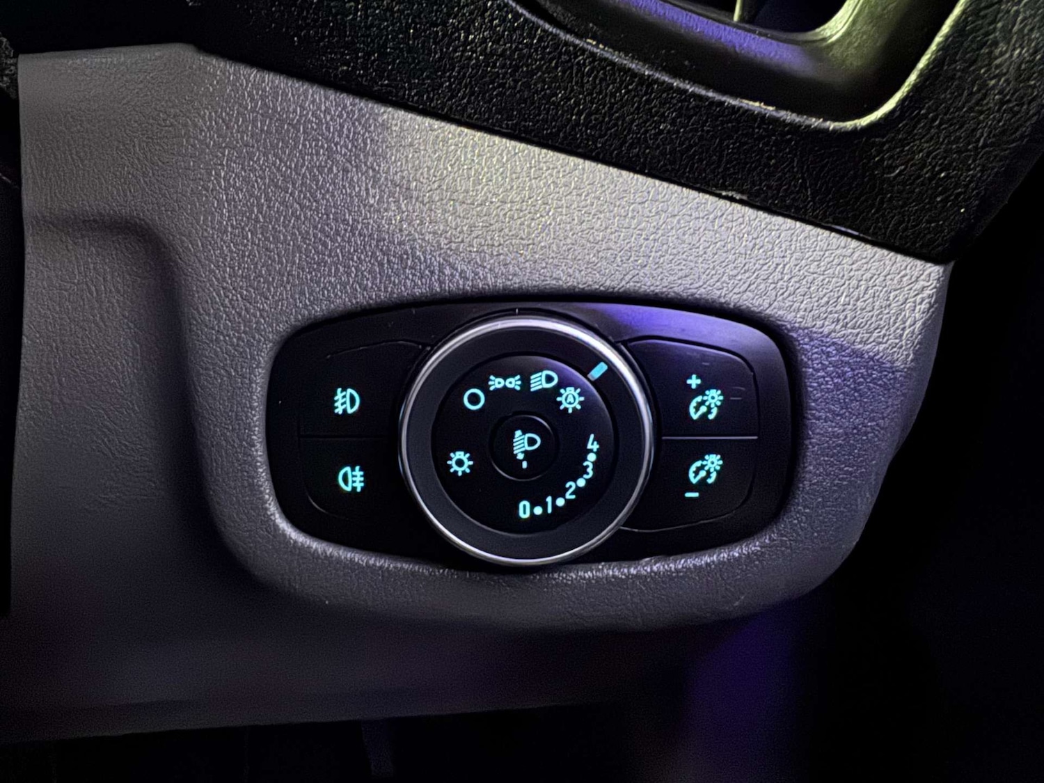 Used Ford Transit Connect 2021 for sale - 76577480: Photo 59