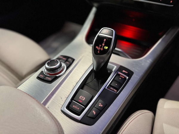 Used BMW X4 2017 for sale - 76287457: Photo 57