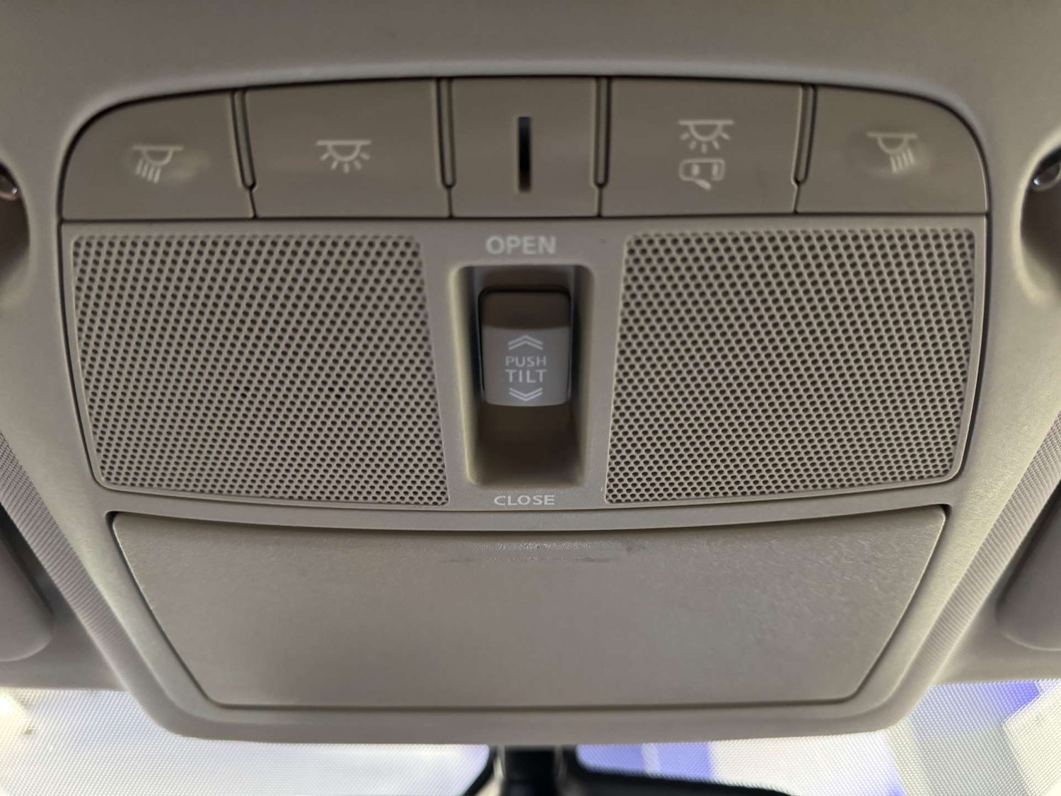 Used Nissan X-Trail 2017 for sale - 77720544: Photo 54