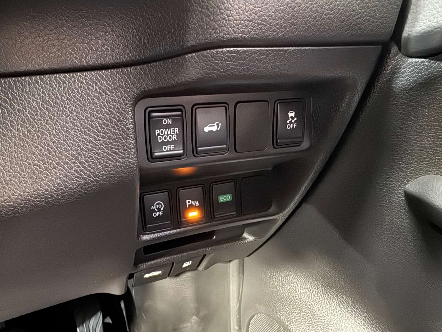 Used Nissan X-Trail 2017 for sale - 77720544: Photo 73