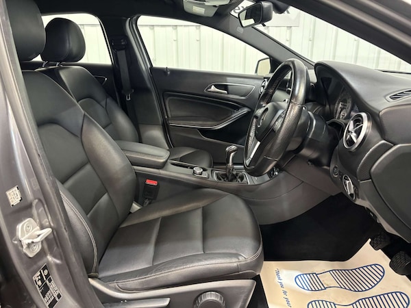 Used Mercedes-Benz A-Class 2015 for sale - 76278653: Photo 25