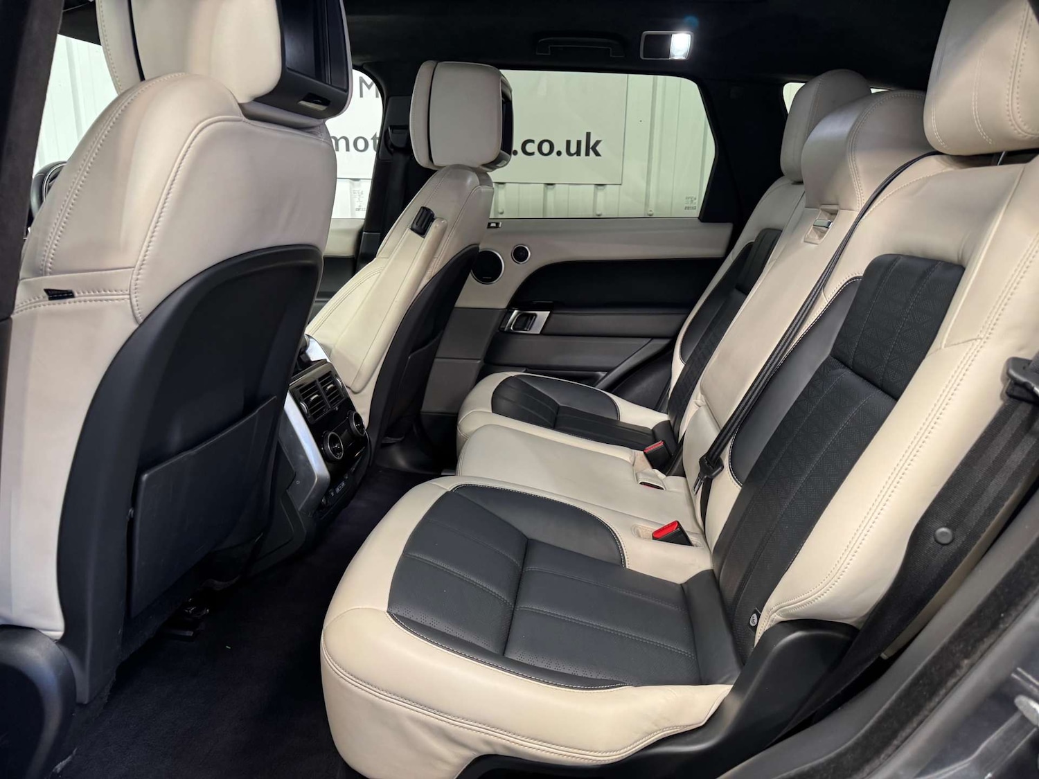 Used Land Rover Range Rover Sport 2018 for sale - 78176735: Photo 44