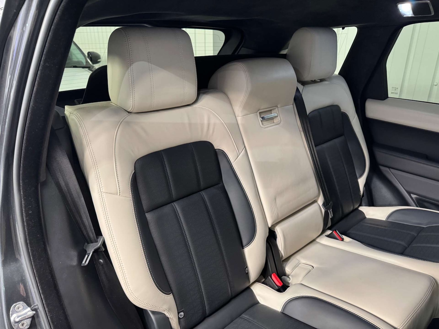 Used Land Rover Range Rover Sport 2018 for sale - 78176735: Photo 47