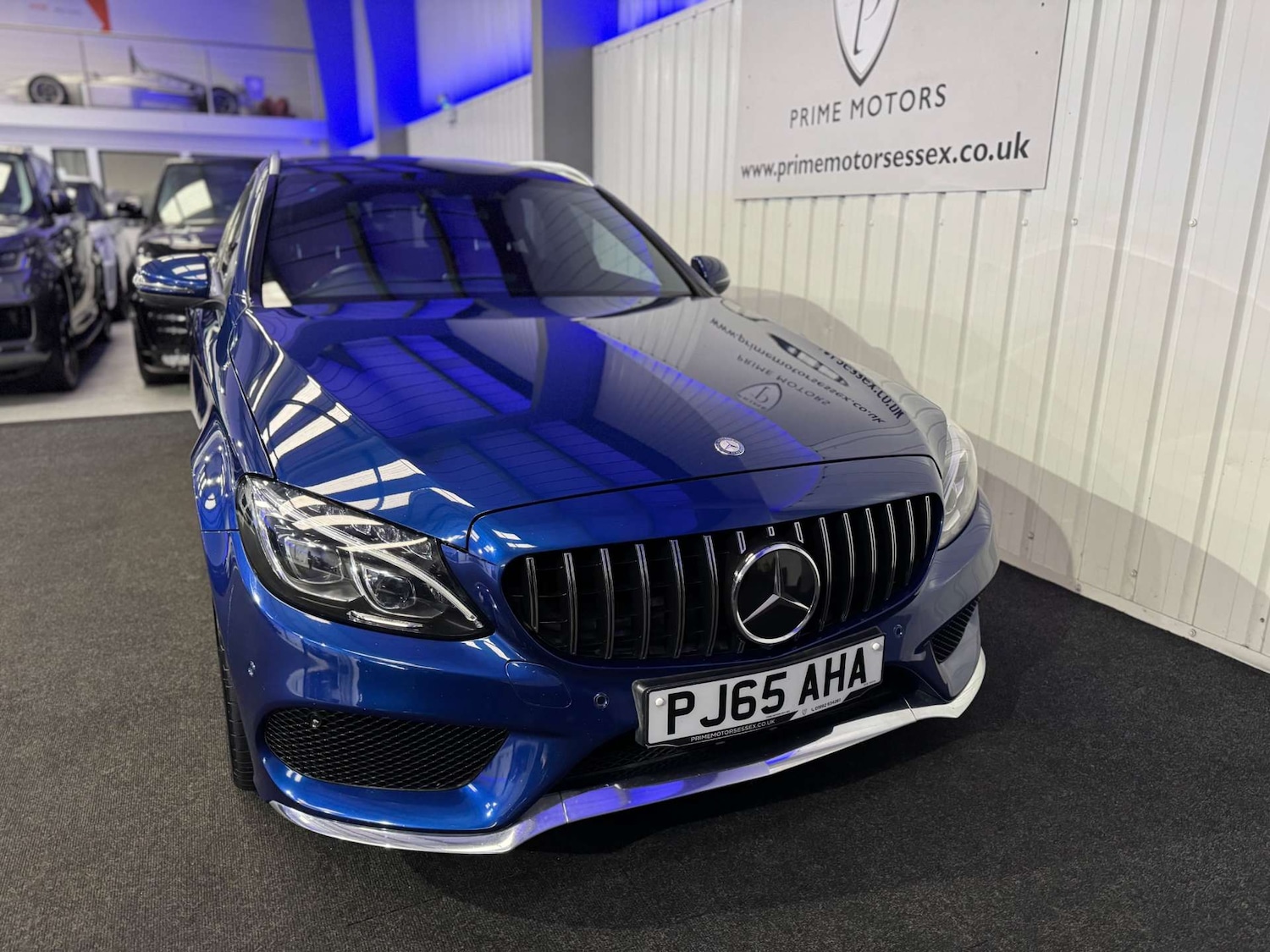 Used Mercedes-Benz C Class 2015 for sale - 76829836: Photo 4