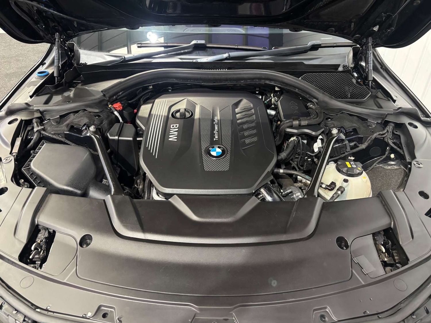 Used BMW 7 Series 2018 for sale - 76077977: Photo 28
