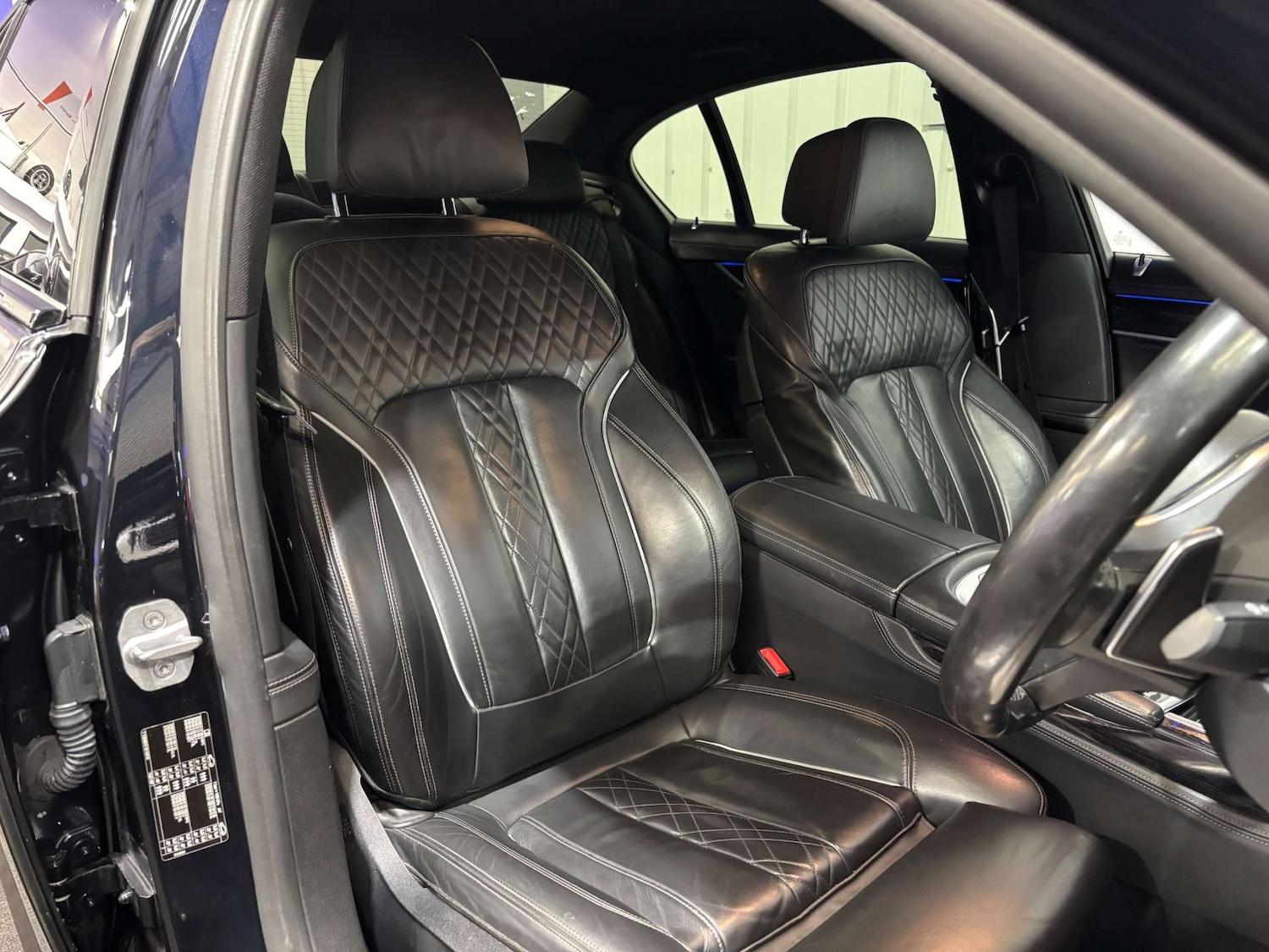 Used BMW 7 Series 2018 for sale - 76077977: Photo 44