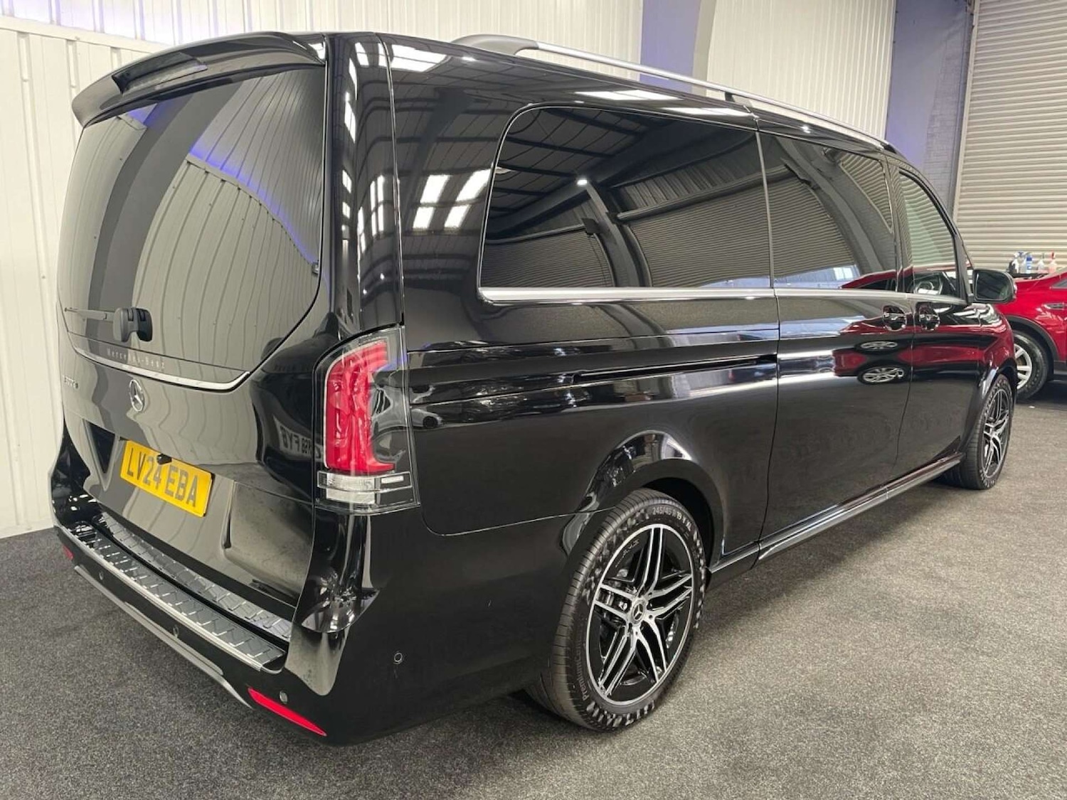 Used Mercedes-Benz V-Class 2024 for sale - 76600730: Photo 13