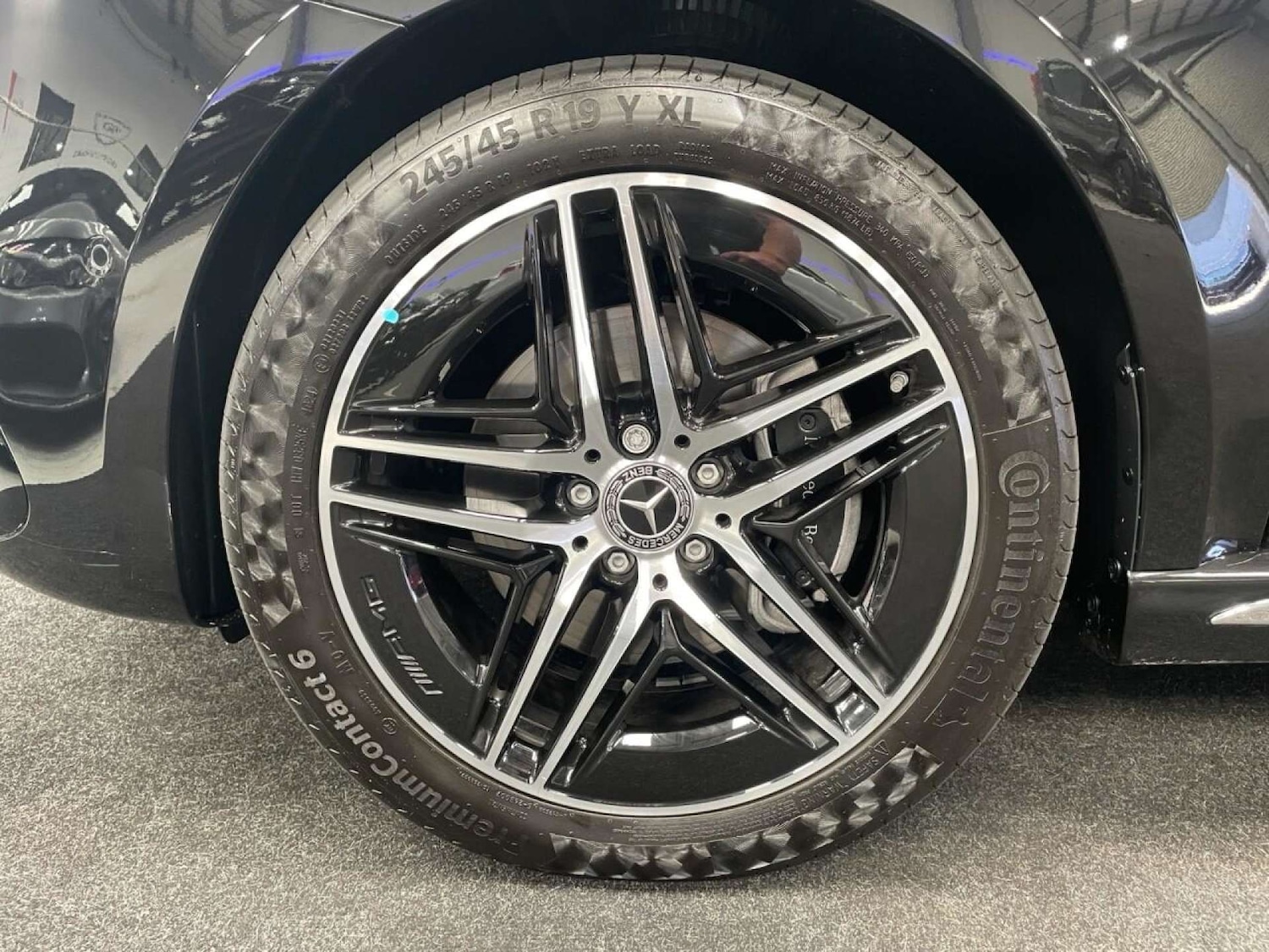 Used Mercedes-Benz V-Class 2024 for sale - 76600730: Photo 17