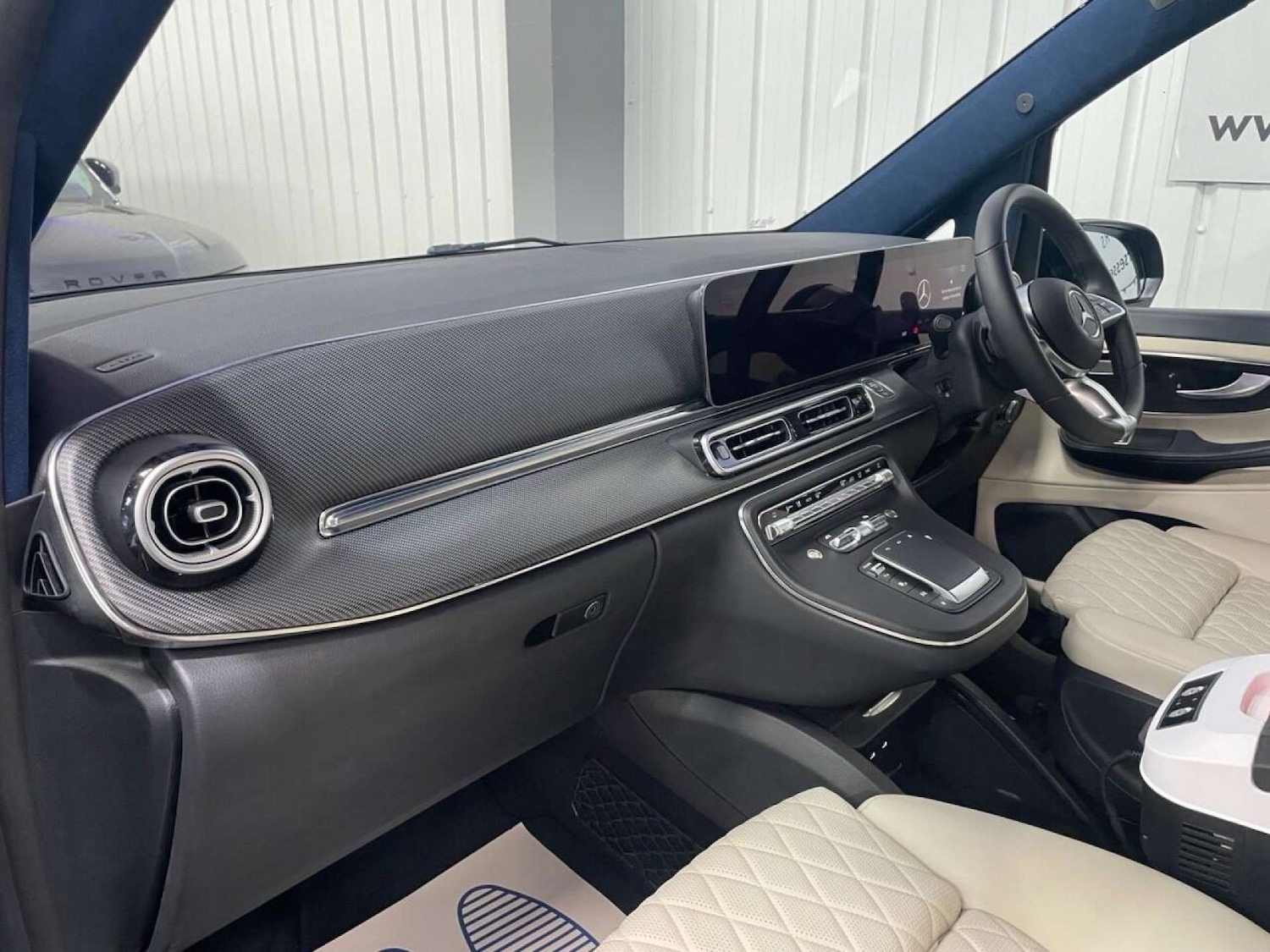 Used Mercedes-Benz V-Class 2024 for sale - 76600730: Photo 20