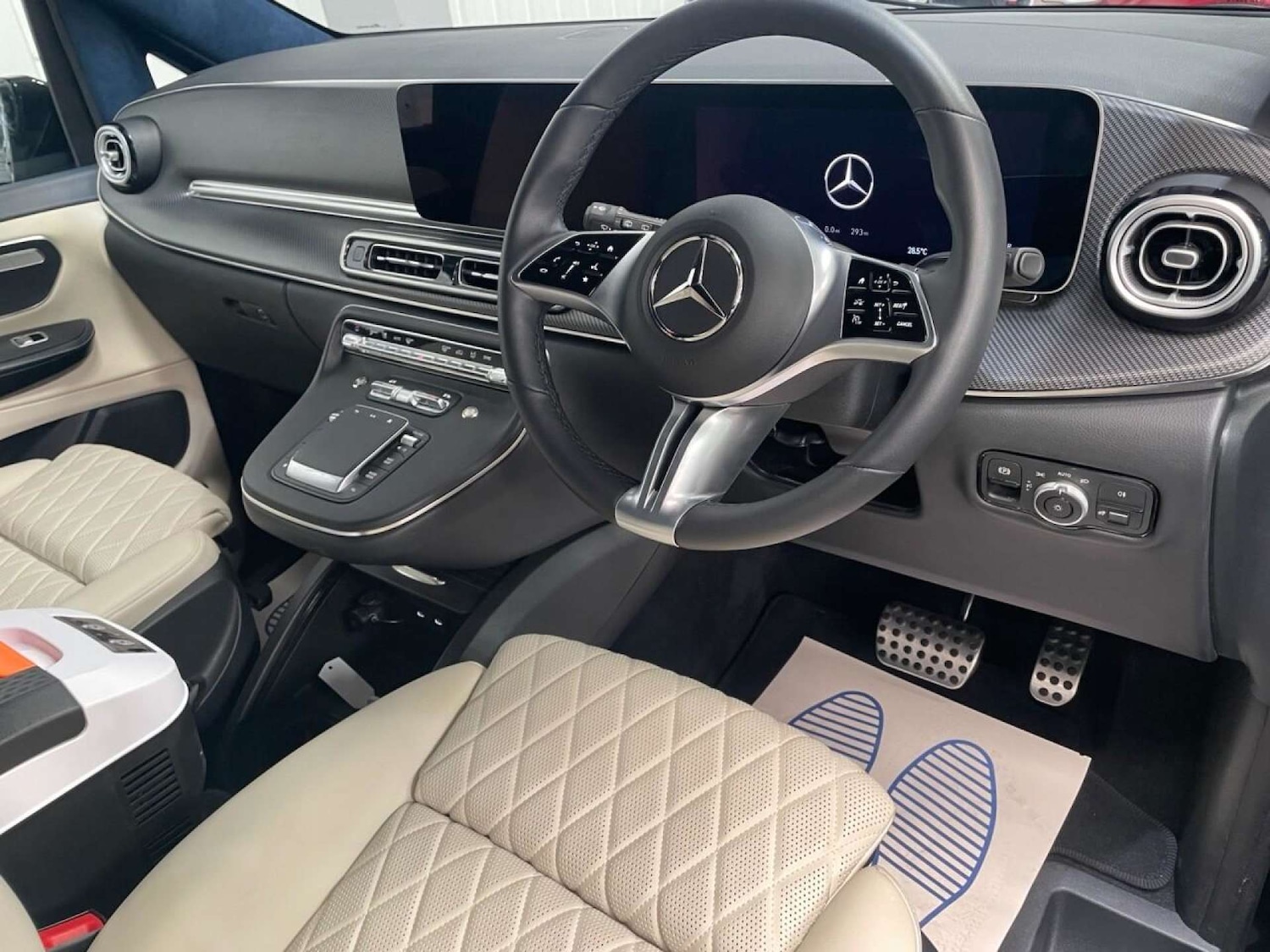 Used Mercedes-Benz V-Class 2024 for sale - 76600730: Photo 24