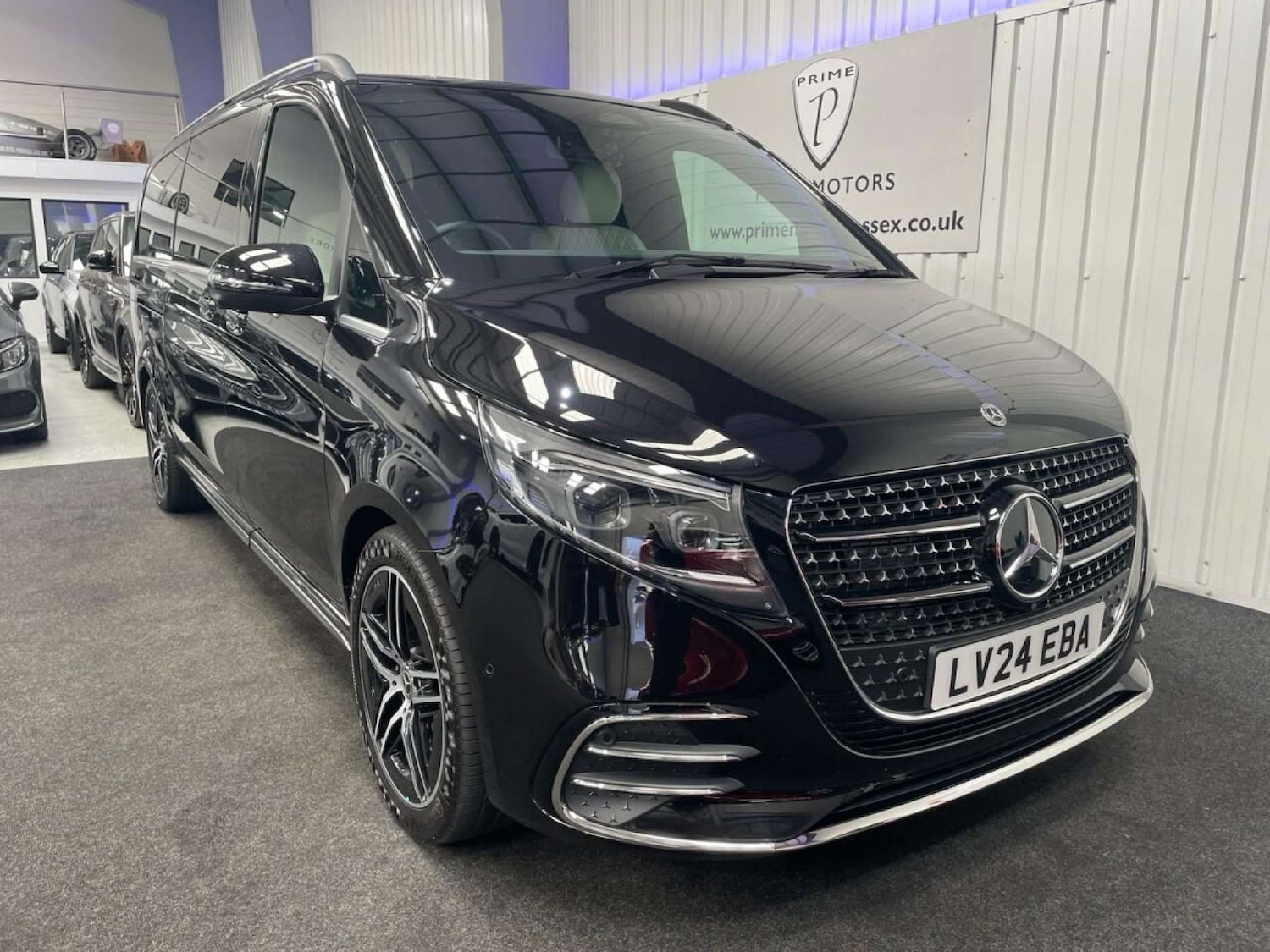 Used Mercedes-Benz V-Class 2024 for sale - 76600730: Photo 4