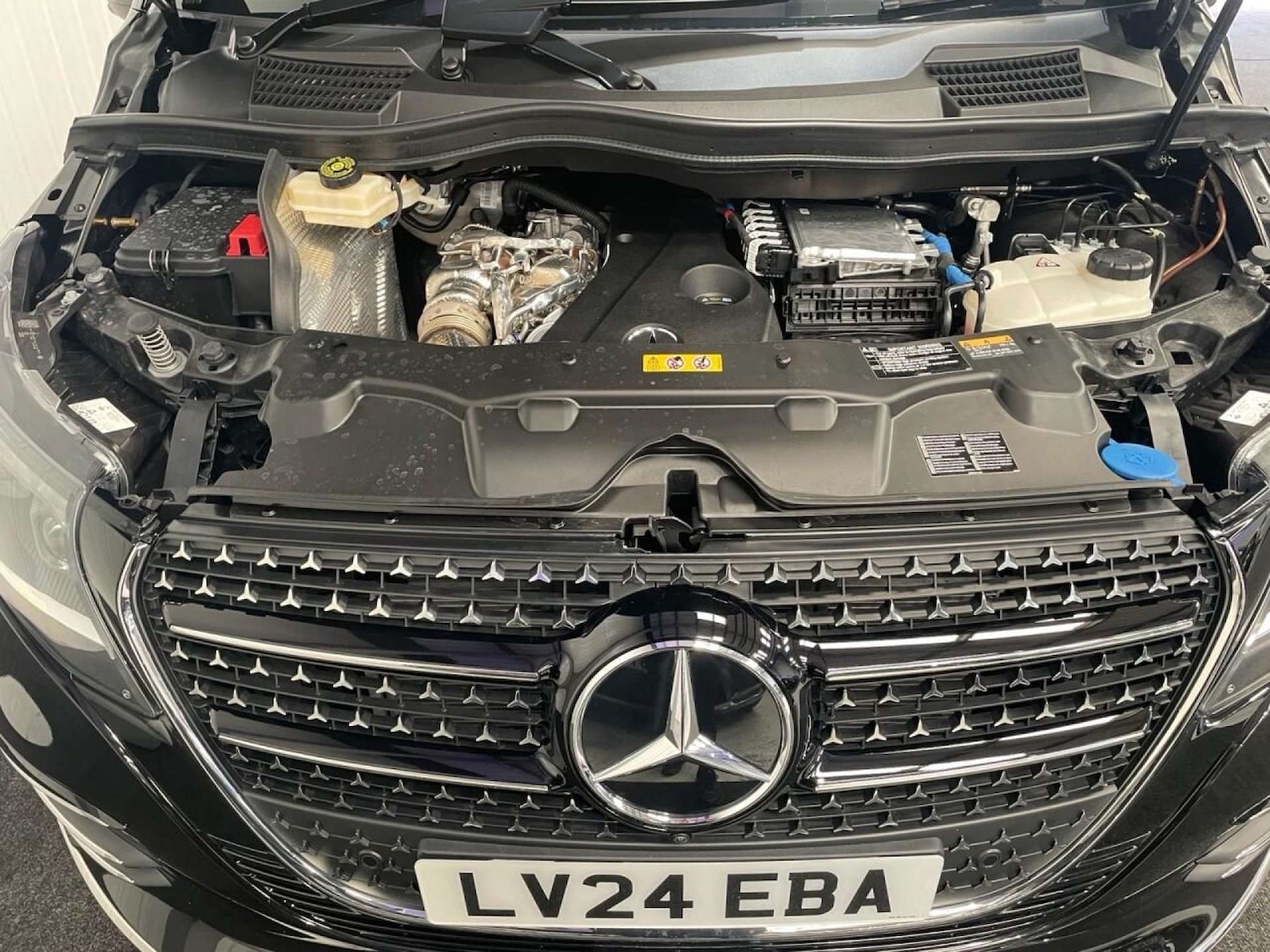 Used Mercedes-Benz V-Class 2024 for sale - 76600730: Photo 41