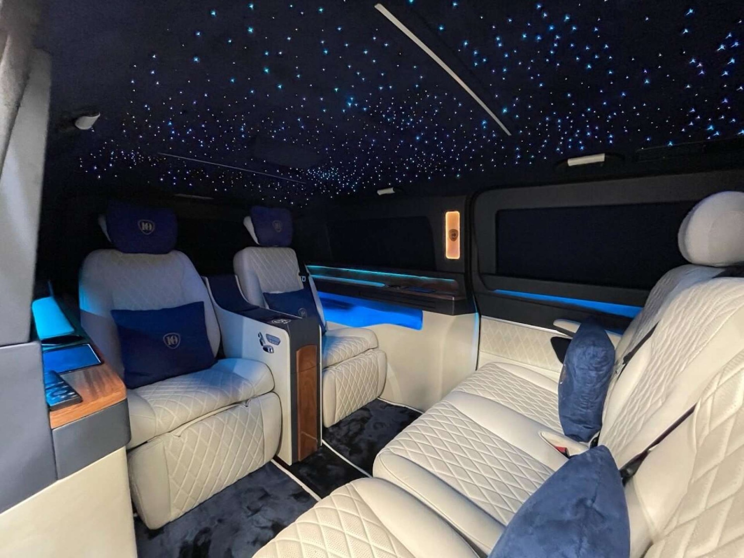 Used Mercedes-Benz V-Class 2024 for sale - 76600730: Photo 60