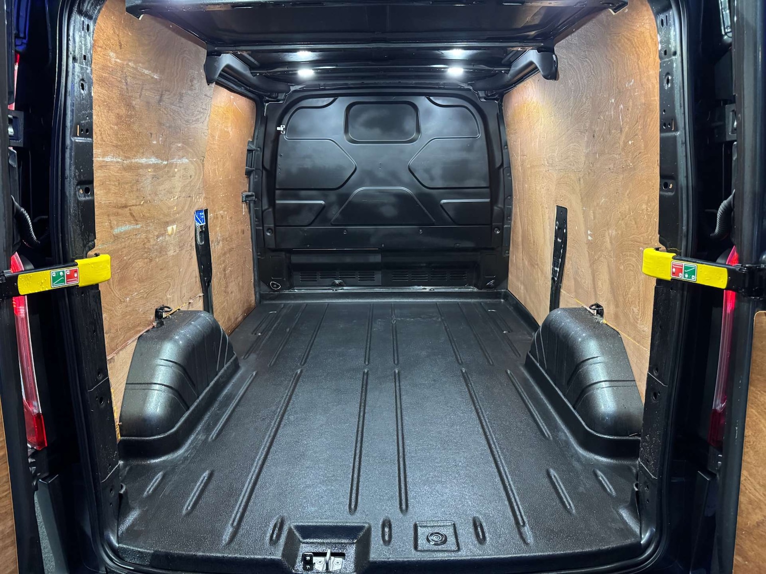 Used Ford Transit Custom 2018 for sale - 77159481: Photo 19