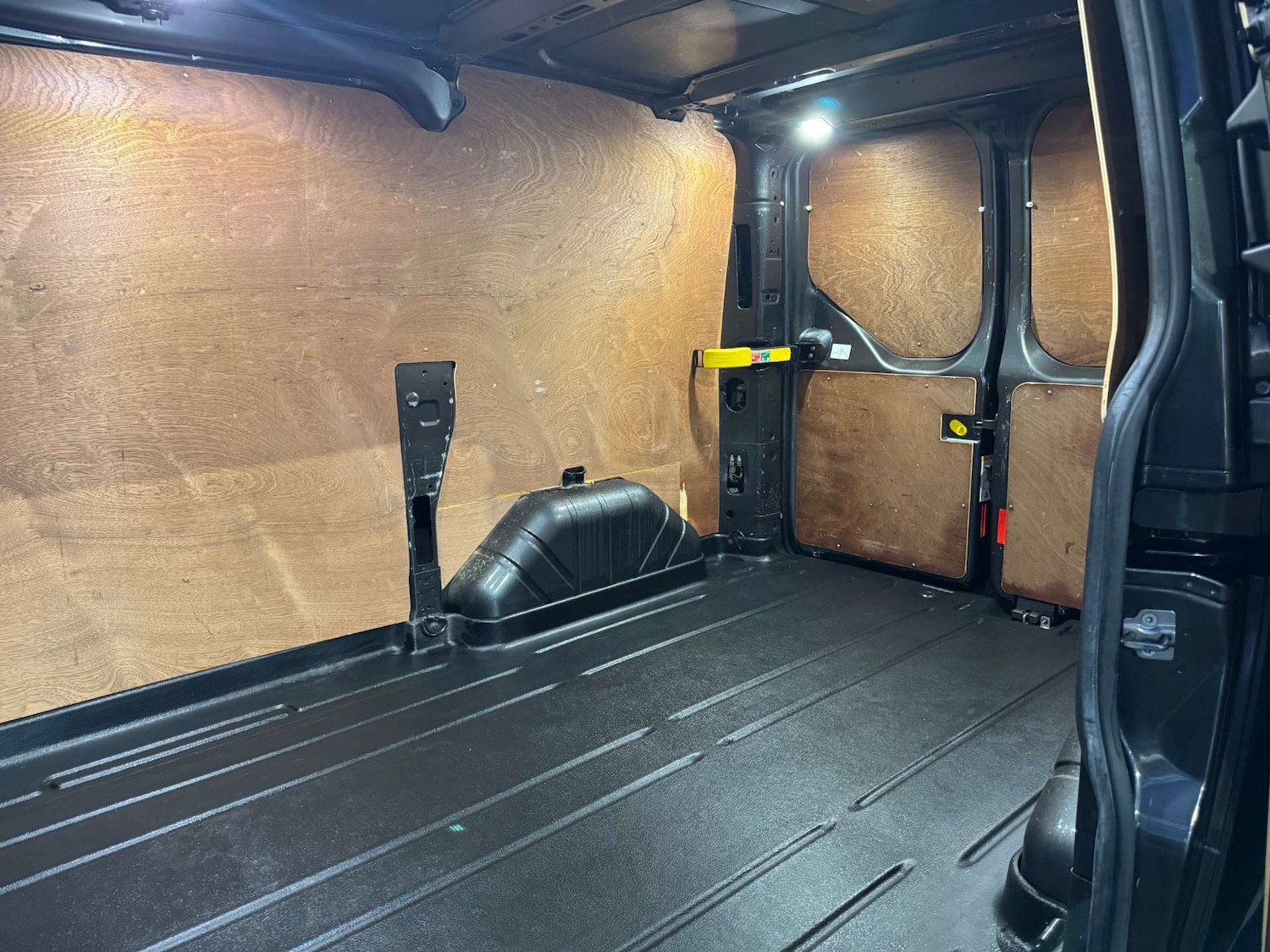 Used Ford Transit Custom 2018 for sale - 77159481: Photo 31