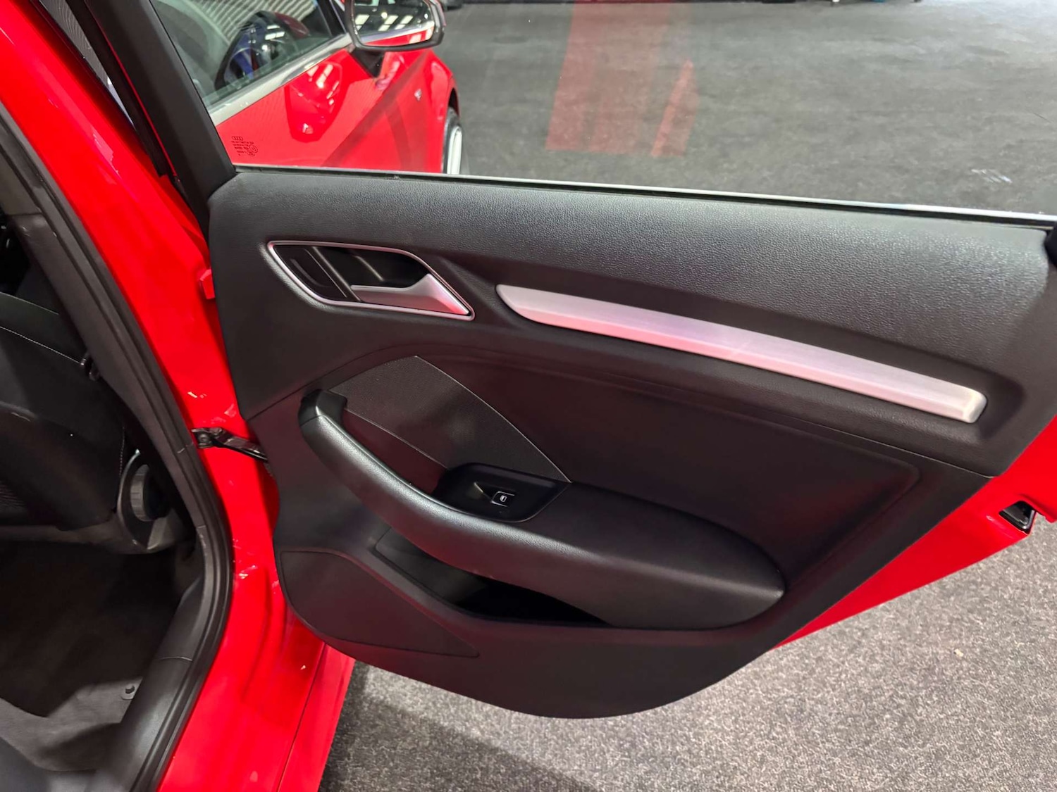 Used Audi A3 2016 for sale - 76601127: Photo 32