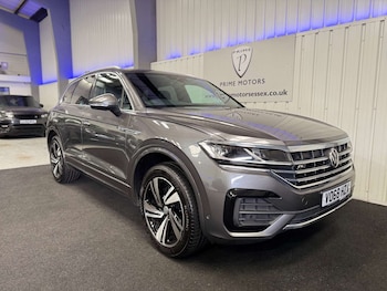 Used Volkswagen Touareg 2018 for sale - 79449573: Photo