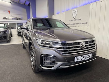Used Volkswagen Touareg 2018 for sale - 79449573: Photo