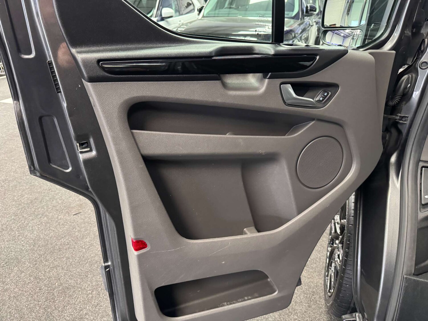 Used Ford Transit Custom 2022 for sale - 78027705: Photo 36