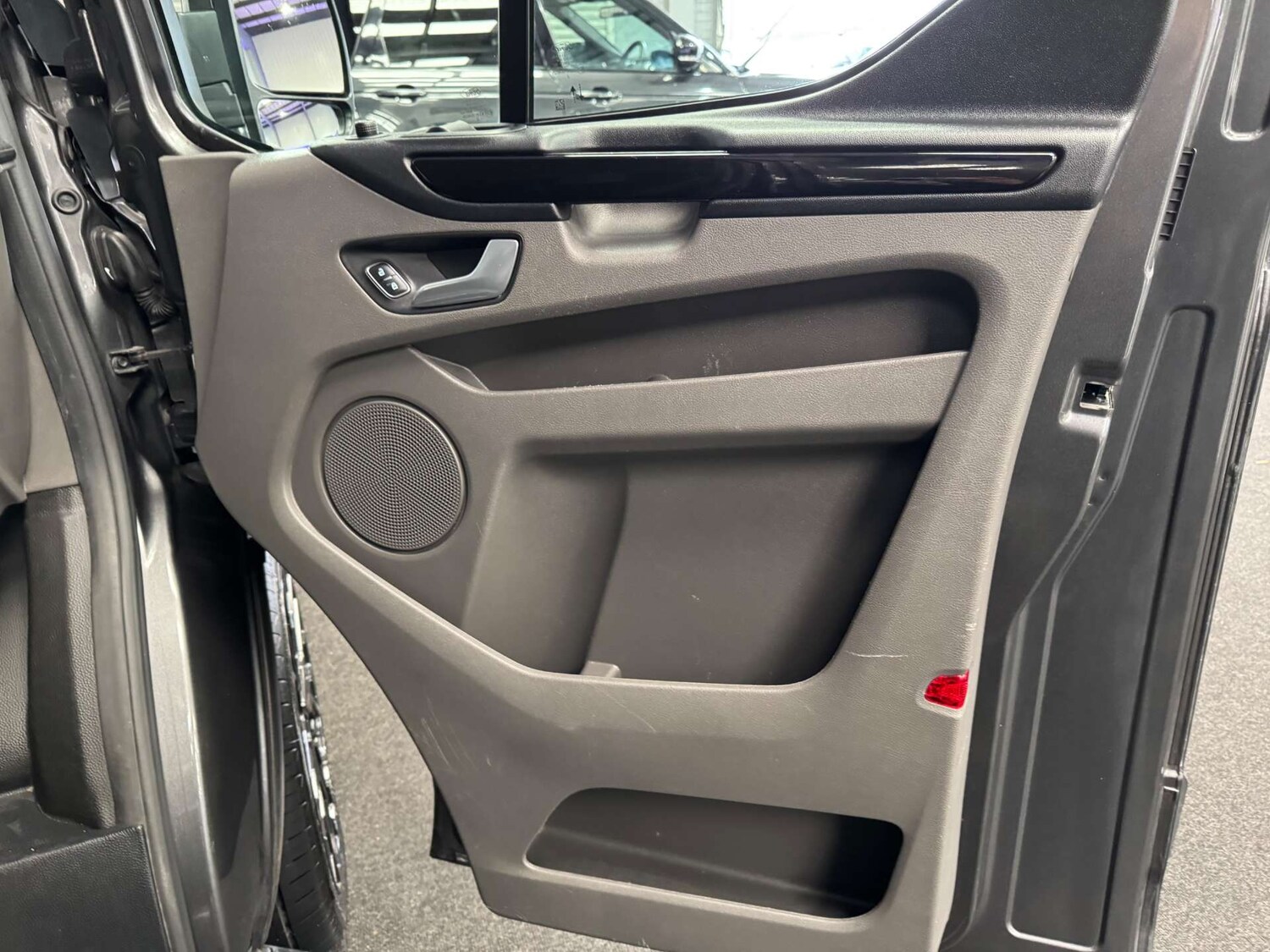 Used Ford Transit Custom 2022 for sale - 78027705: Photo 42