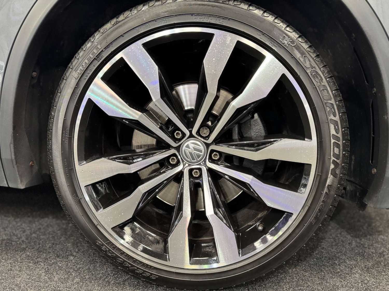 Used Volkswagen Tiguan 2018 for sale - 77531833: Photo 25