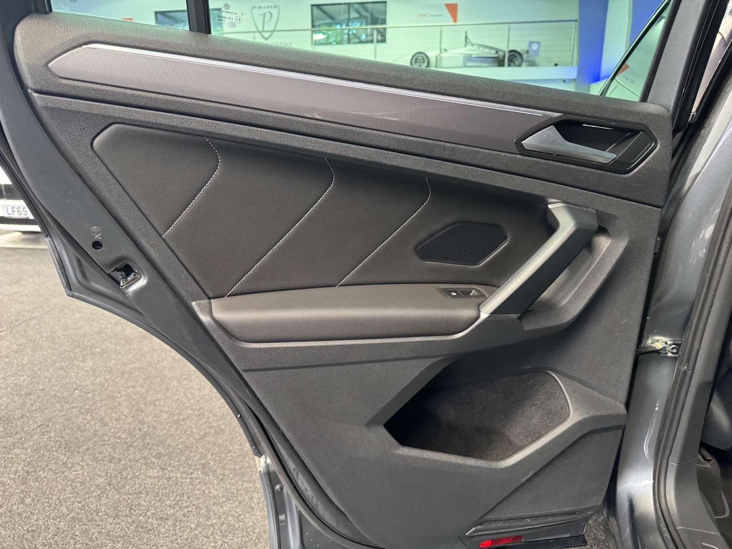 Used Volkswagen Tiguan 2018 for sale - 77531833: Photo 39