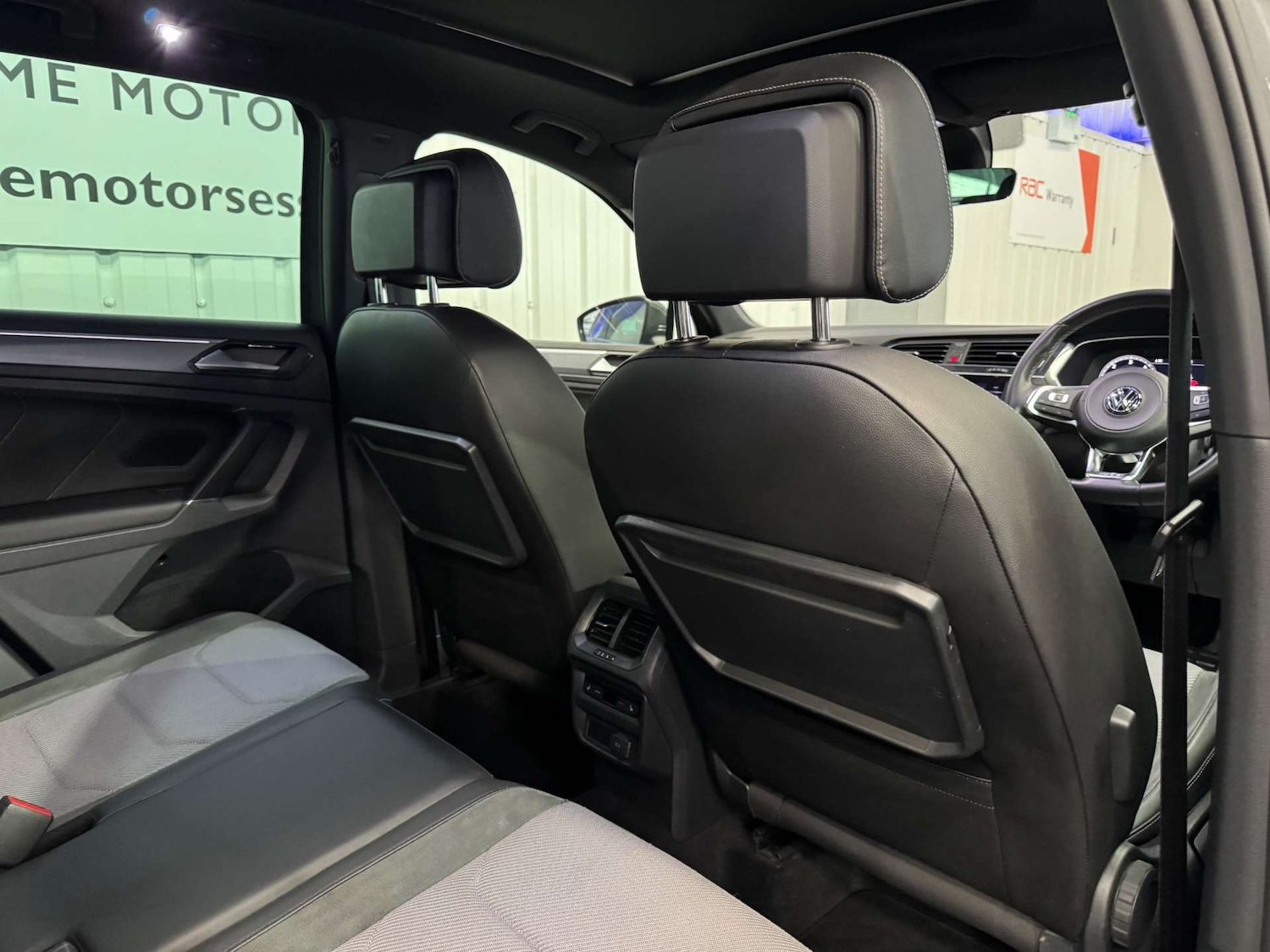 Used Volkswagen Tiguan 2018 for sale - 77531833: Photo 42