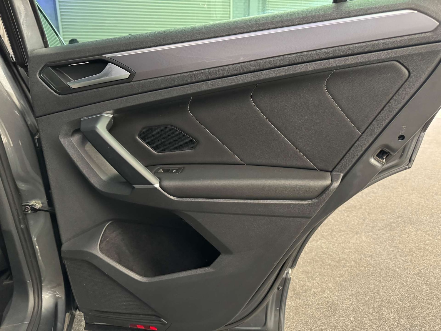 Used Volkswagen Tiguan 2018 for sale - 77531833: Photo 44