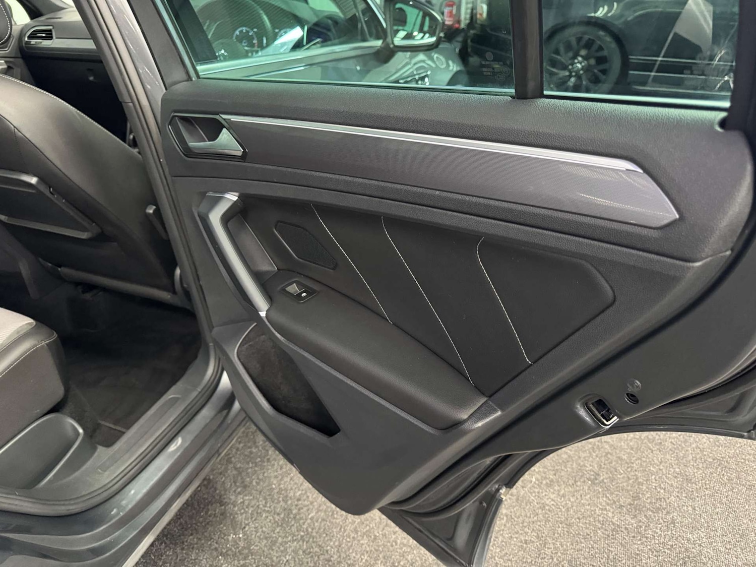 Used Volkswagen Tiguan 2018 for sale - 77531833: Photo 45