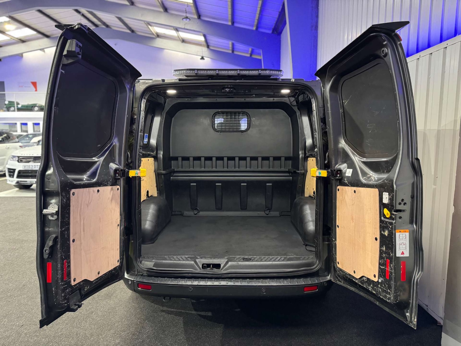 Used Ford Transit Custom 2020 for sale - 77105783: Photo 18