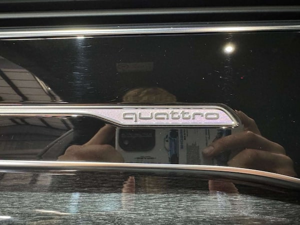 Used Audi Q8 2019 for sale - 76278599: Photo 36
