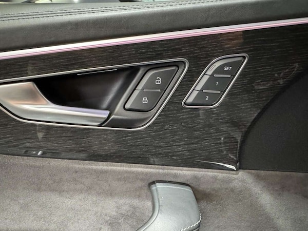 Used Audi Q8 2019 for sale - 76278599: Photo 40