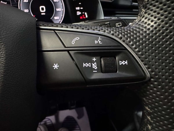 Used Audi Q8 2019 for sale - 76278599: Photo 72
