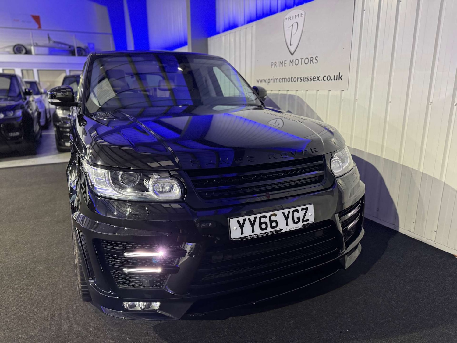 Used Land Rover Range Rover Sport 2017 for sale - 76933030: Photo 4