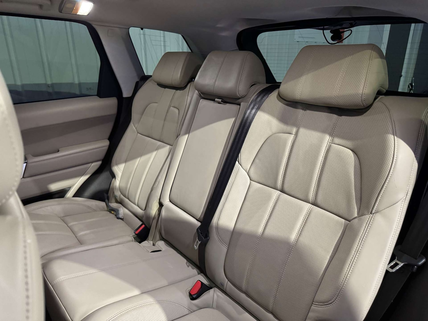 Used Land Rover Range Rover Sport 2017 for sale - 76933030: Photo 41