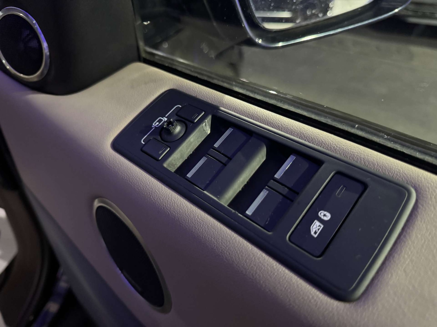 Used Land Rover Range Rover Sport 2017 for sale - 76933030: Photo 55