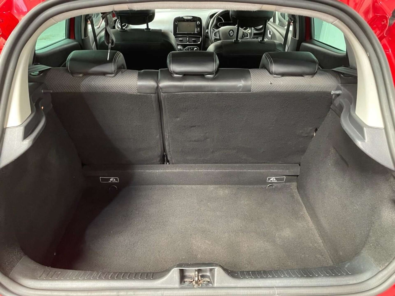 Used Renault Clio 2019 for sale - 76363735: Photo 27