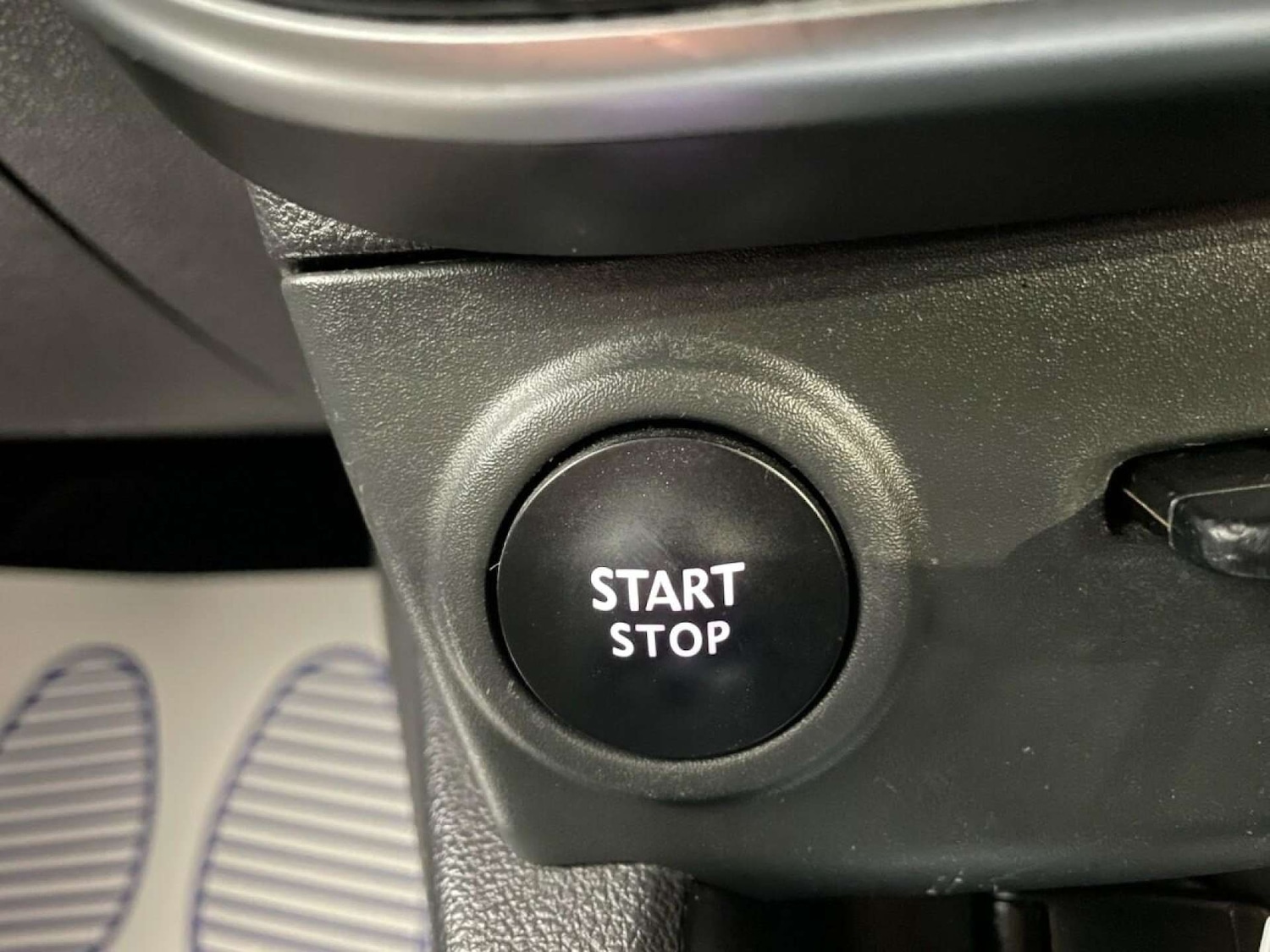 Used Renault Clio 2019 for sale - 76363735: Photo 33