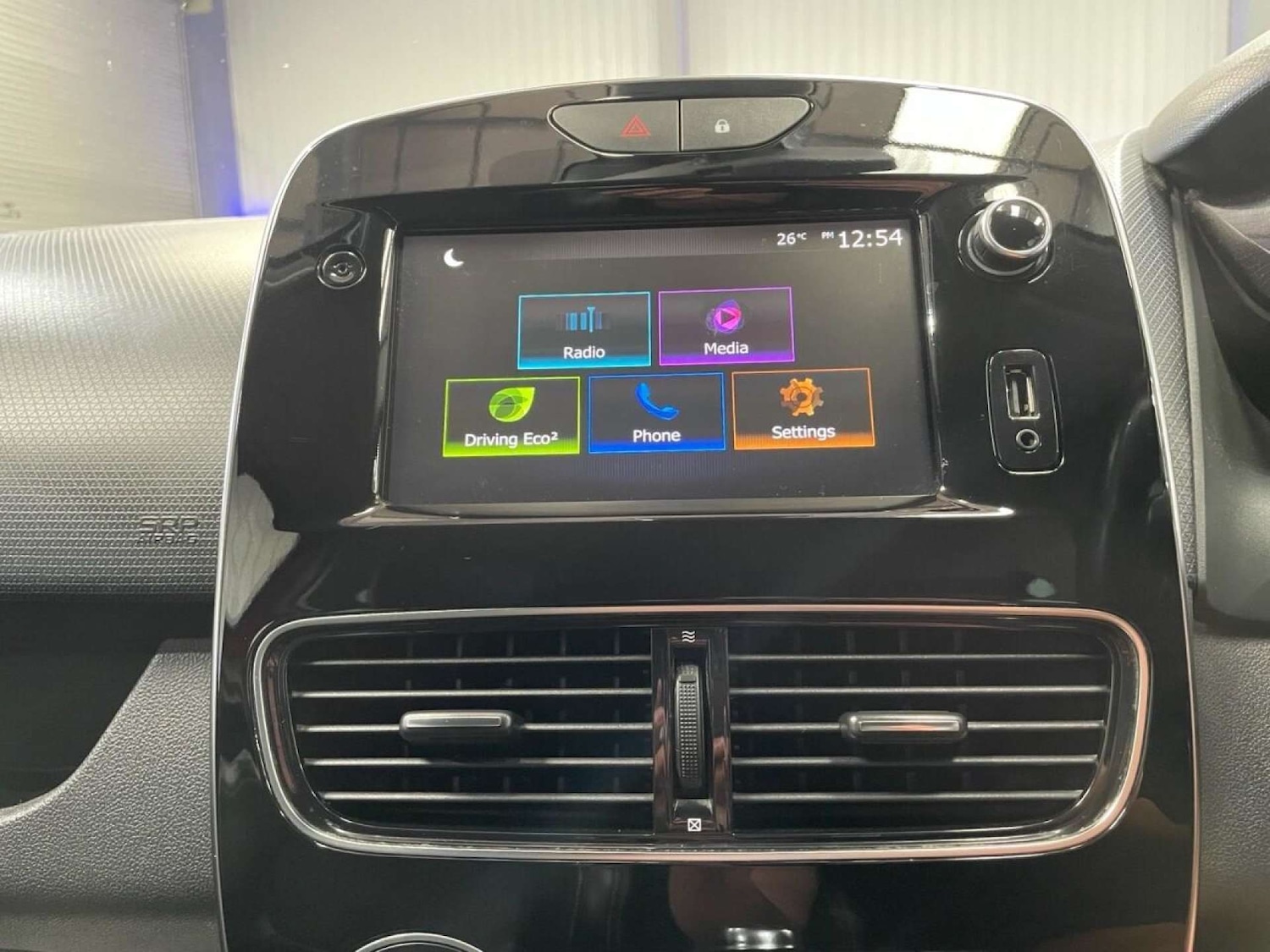 Used Renault Clio 2019 for sale - 76363735: Photo 43