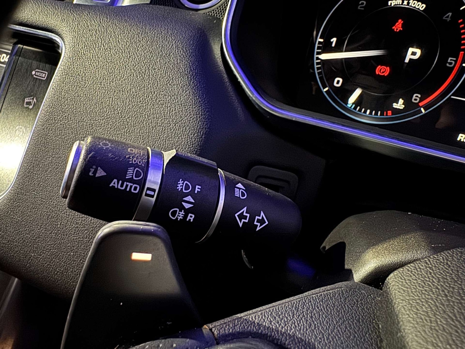 Used Land Rover Range Rover Sport 2015 for sale - 76762557: Photo 74