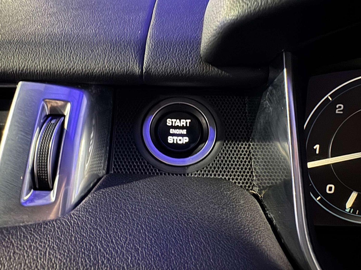 Used Land Rover Range Rover Sport 2015 for sale - 76762557: Photo 78