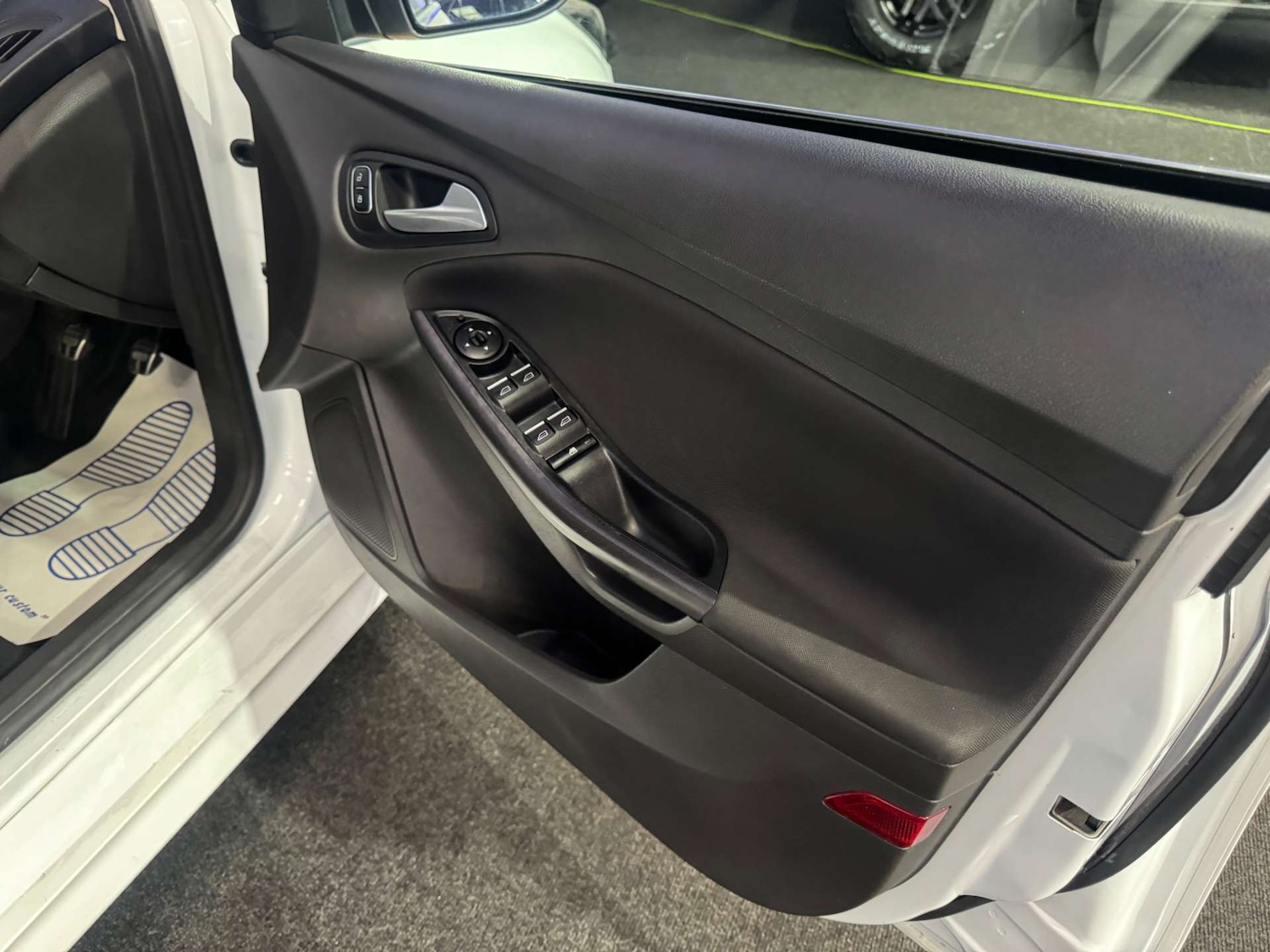 Used Ford Focus 2015 for sale - 77523308: Photo 51