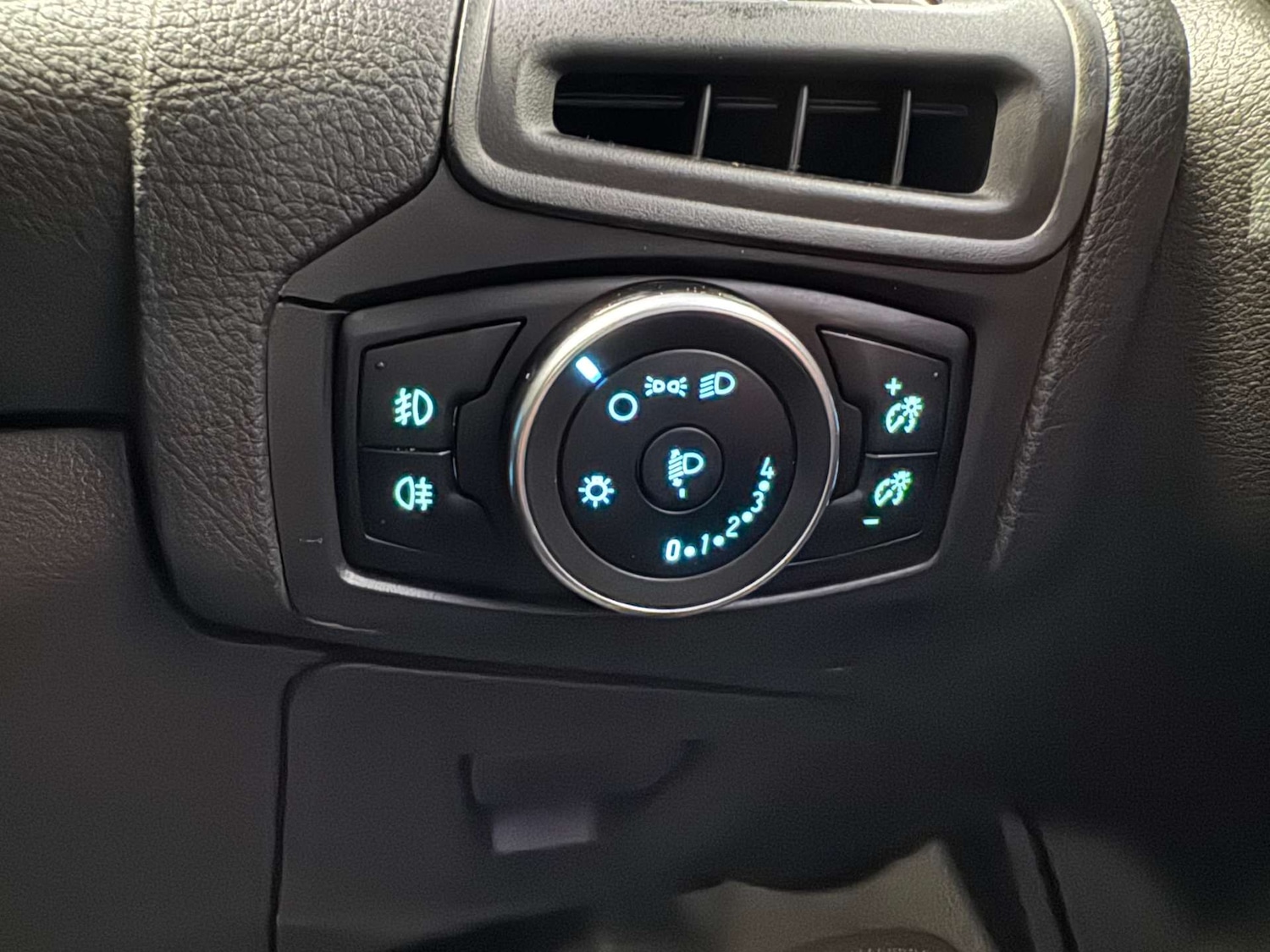 Used Ford Focus 2015 for sale - 77523308: Photo 68