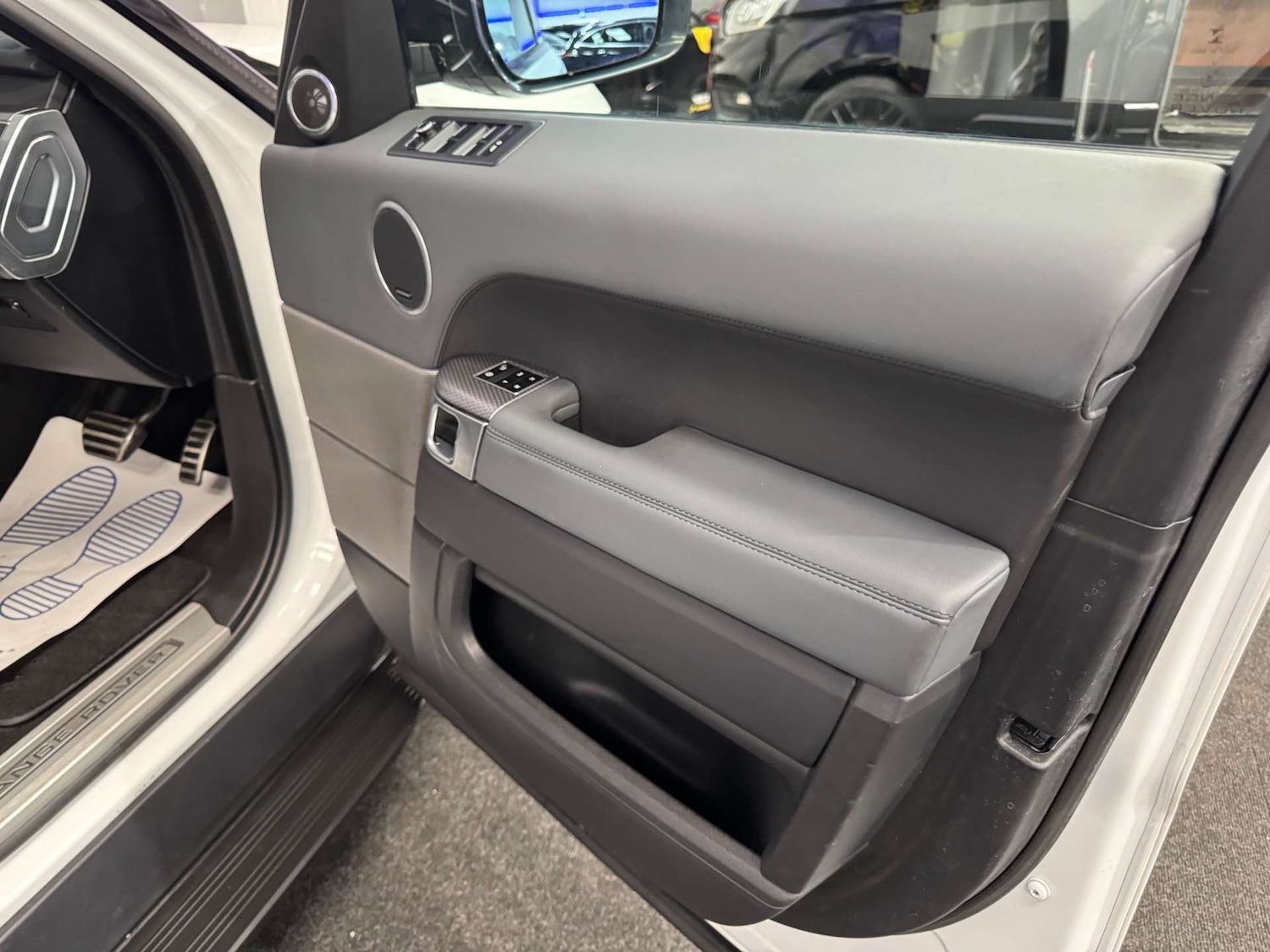 Used Land Rover Range Rover Sport 2014 for sale - 77690681: Photo 58