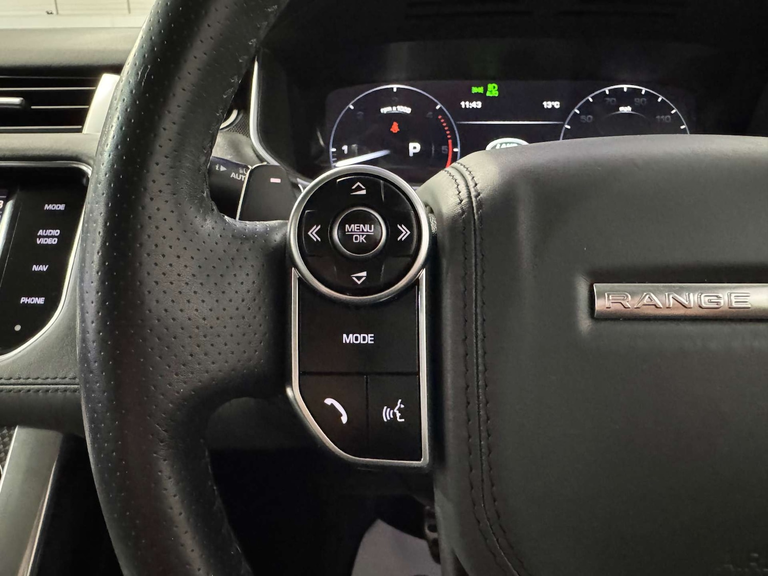 Used Land Rover Range Rover Sport 2014 for sale - 77690681: Photo 74